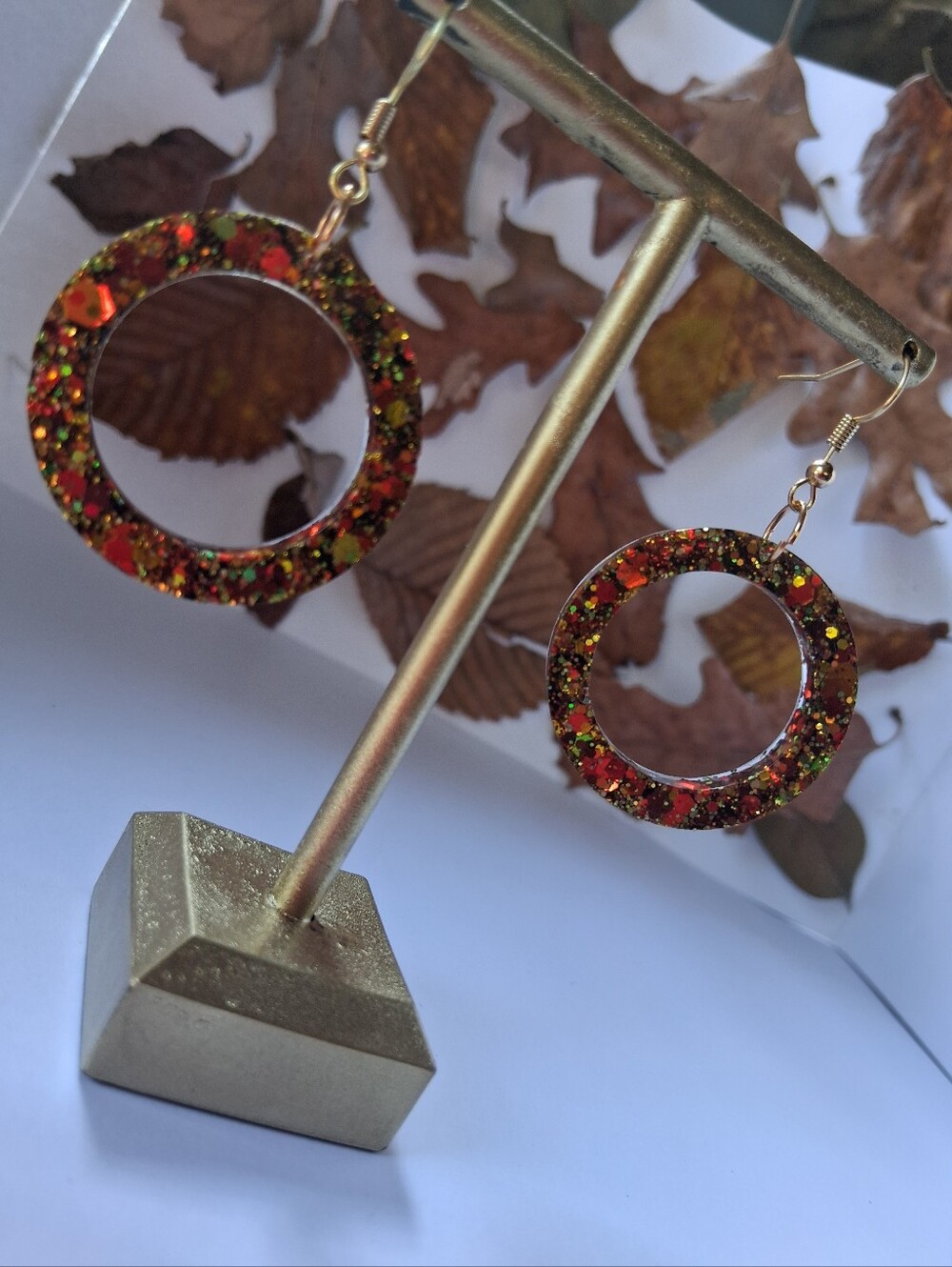 ✨ Autumn’s Fallen Spark- Hand Crafted Red and Gold Glitter Hoop Earrings